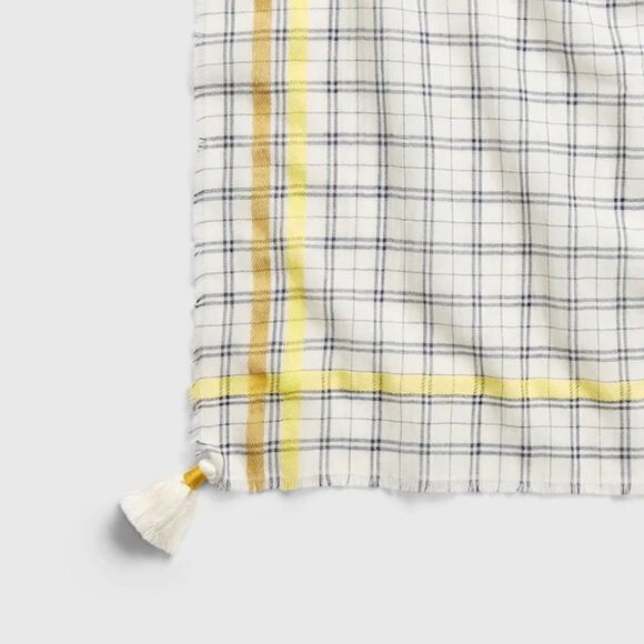 Gap Oblong Scarf - Picture 3 of 4